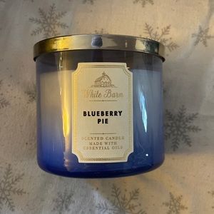 Bath & Body Works Blueberry Pie Candle